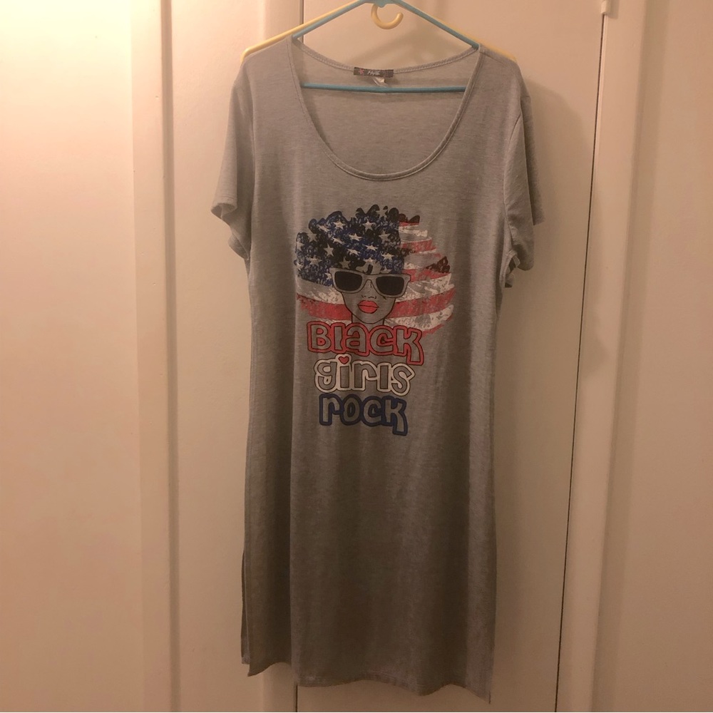 Woman’s Myth Long Shirt size L